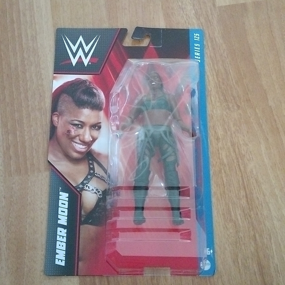 WWE Wrestlers Action Figures Set of 8 Basic + NXTs, Guys + Gals set - Picture 8 of 11